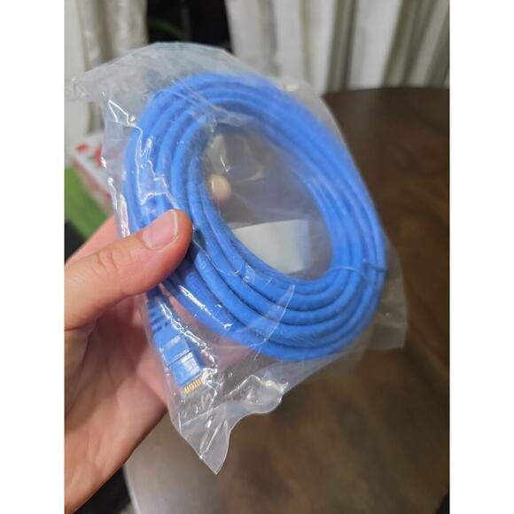 Ethernet Cable FER6E-025-BLU Cat. 6 Molded Patch Cord 25ft Blue 25-Foot CAT-6 55 - Picture 11 of 12